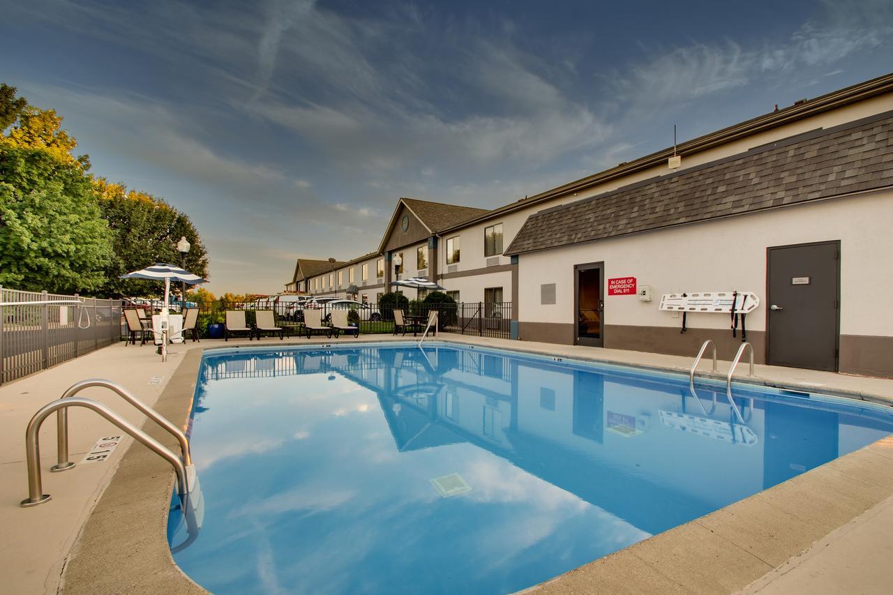 Greenfield Inn & Suites Owensboro, Ky Airport Экстерьер фото
